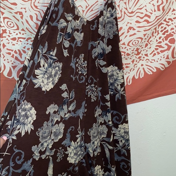 Flowy Jumpsuit - Picture 1 of 3